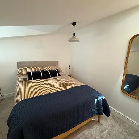 Of - The Spiral Staircase - 1 Bed Apartamento *